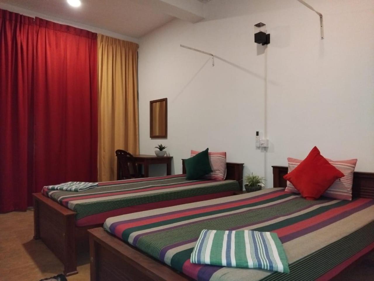 Rusara Guest Home 웰리가마 외부 사진