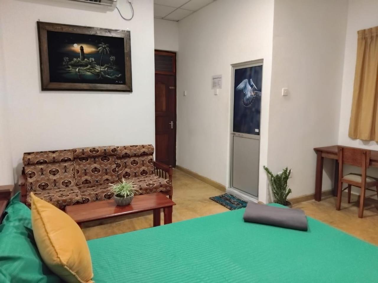 Rusara Guest Home 웰리가마 외부 사진