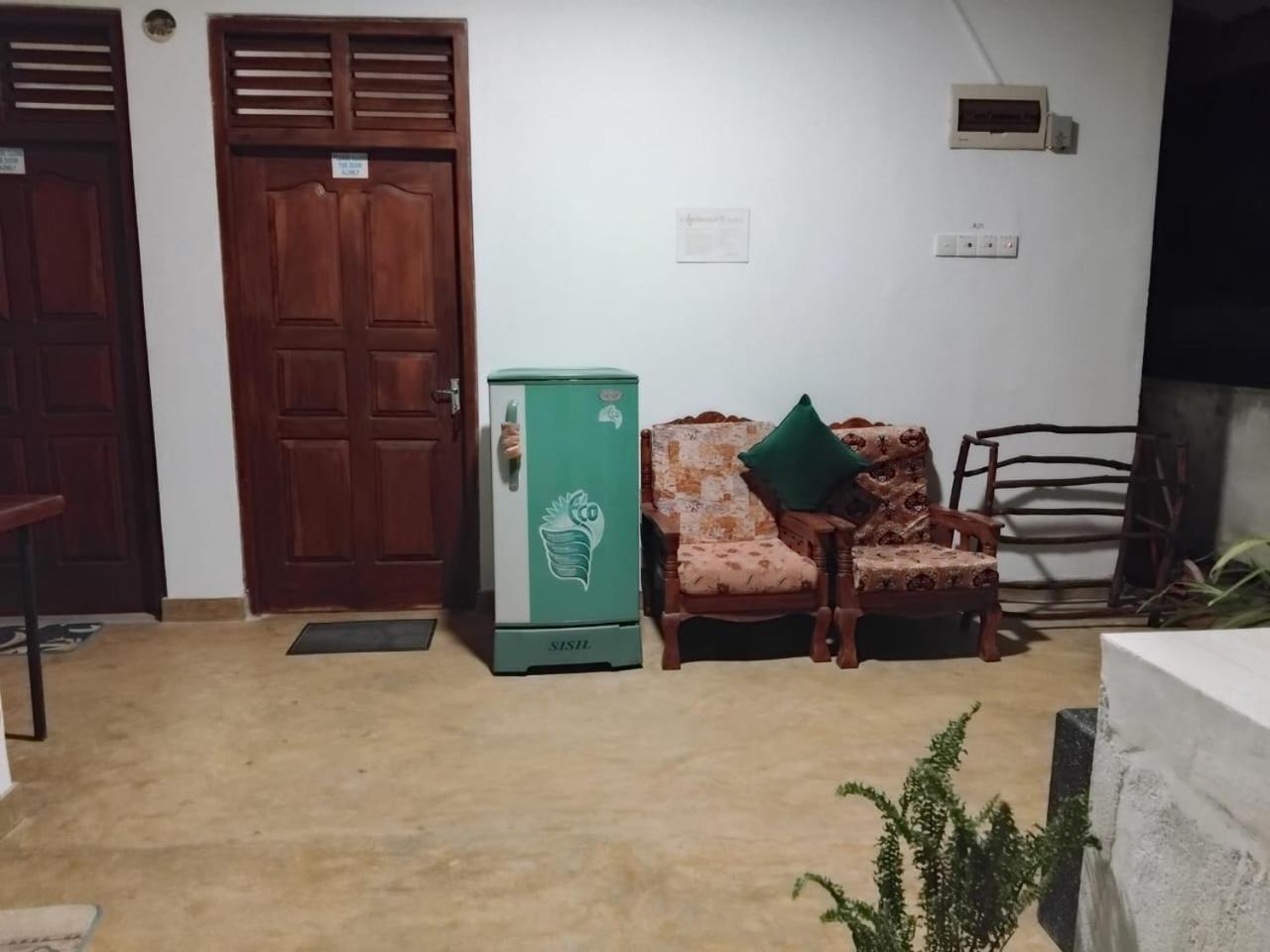 Rusara Guest Home 웰리가마 외부 사진